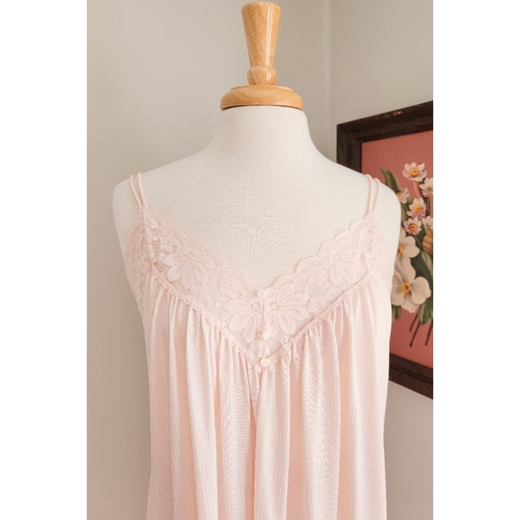 70s Pale Pink Floral Lace V Neck Split Strap Vintage Neutral Maxi Nightgown - Picture 3 of 16